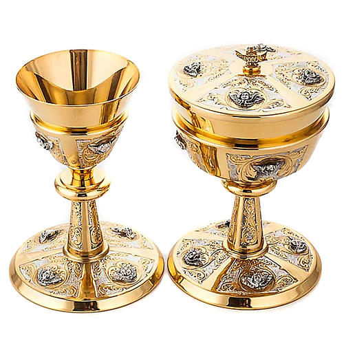 Chalice and ciborium with chiselled Putti 1