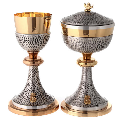 Chalice and ciborium Cross and Loaves 1
