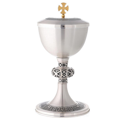 Chalice and ciborium with chiseled celtic cross 8
