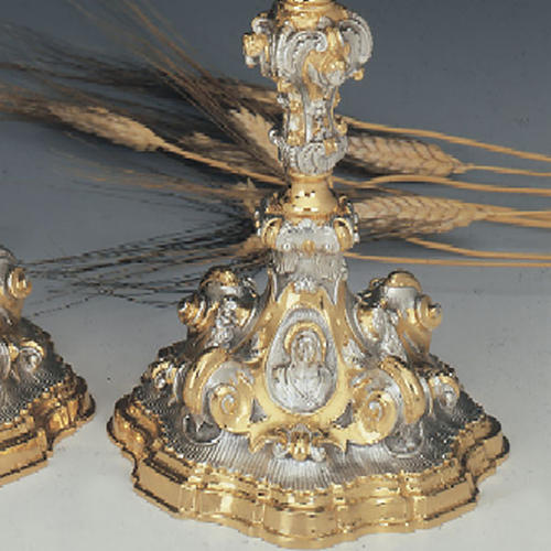 Chalice and Ciborium with evangelistic symbols and angels in sil 2