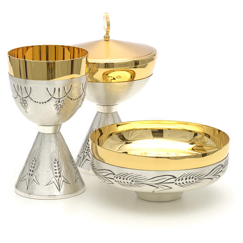 Chalice, ciborium and paten silver plated brass 4