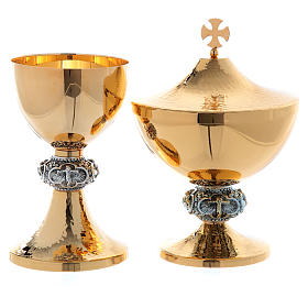 Chalice and ciborium with smooth and shiny cup