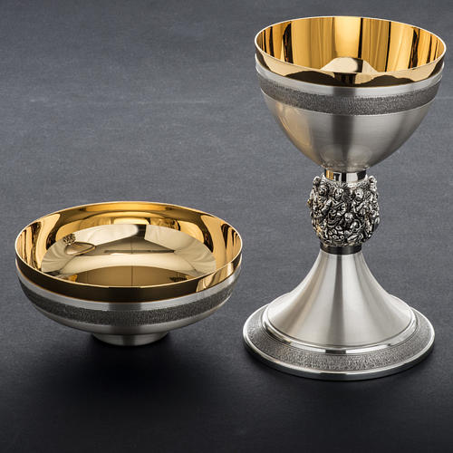 Cálice e patena litúrgica latão prata Milagres 10