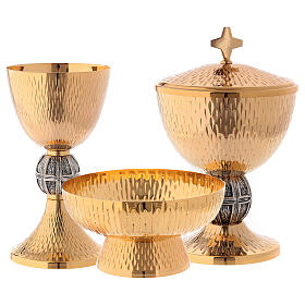 Chalice, ciborium and paten with a two color node