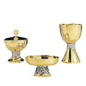 Chalice, ciborium and paten in satinized brass