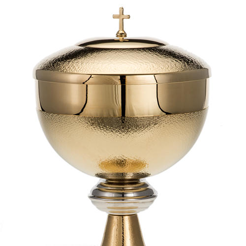 Ciborium in golden brass with knurled finishing, 26 cm 7