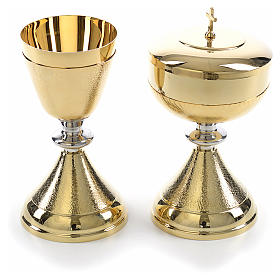 Chalice and Ciborium in golden brass, Knurled finishing