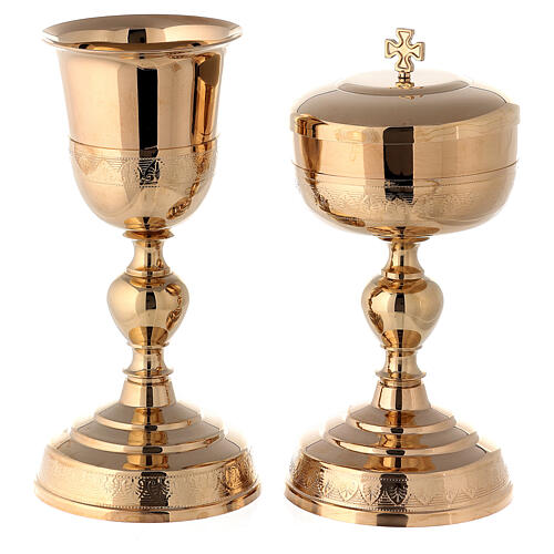 Chalice and Ciborium in golden brass, leaves decoration 1