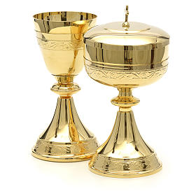 Chalice and Ciborium, golden finishing with incision