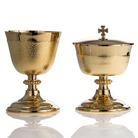 Chalice and Ciborium with golden knurled finishing