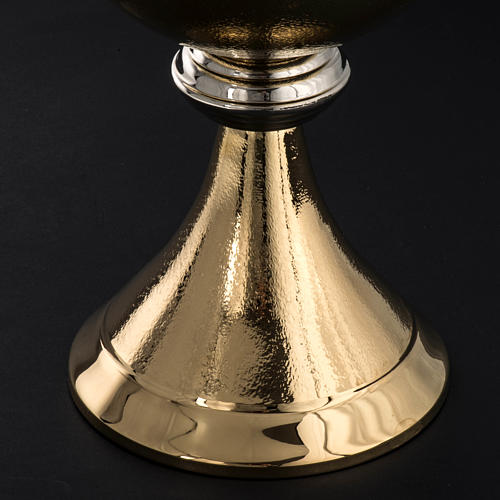 Ciborium in brass with  knurled finishing, 28 cm 4