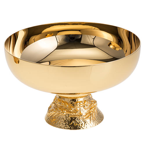 Chalice, ciborium and paten with grapes in gold-plated brass 5