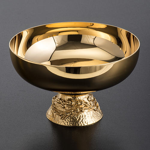 Chalice, ciborium and paten with grapes in gold-plated brass 9