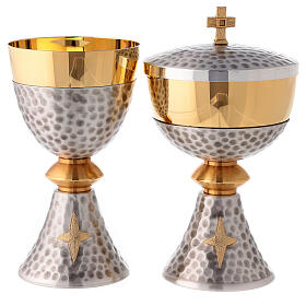 Chalice and ciborium, with cross and contrast foot, hammered fin