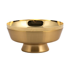Paten in gold plated brass, satin finish 14cm diam.