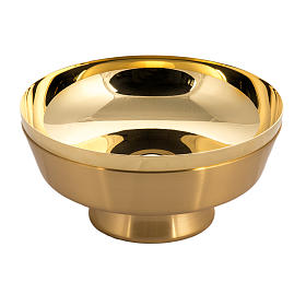 Paten in gold plated brass, satin finish 14cm diam.