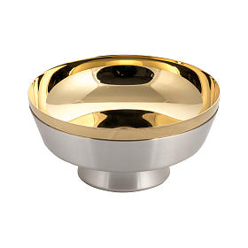 Paten in silver plated brass, satin finish 14cm diam.