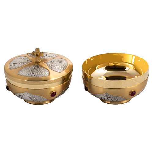 Calice, Pisside, Patena, Patena offertoriale cesellati pietre 2