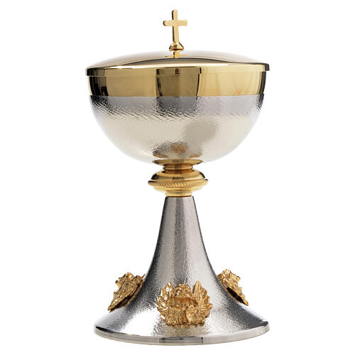 Calice Pisside ottone argentato putti dorati 4