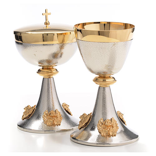 Chalice and Ciborium in silver brass with golden putti 2