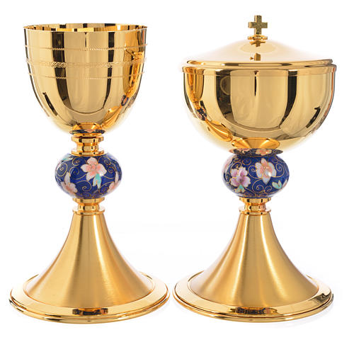 Chalice and ciborium in brass with enamelled pommel 1