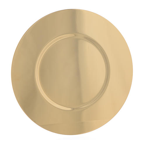 Paten in gold-plated shaped brass, 16,5cm 1