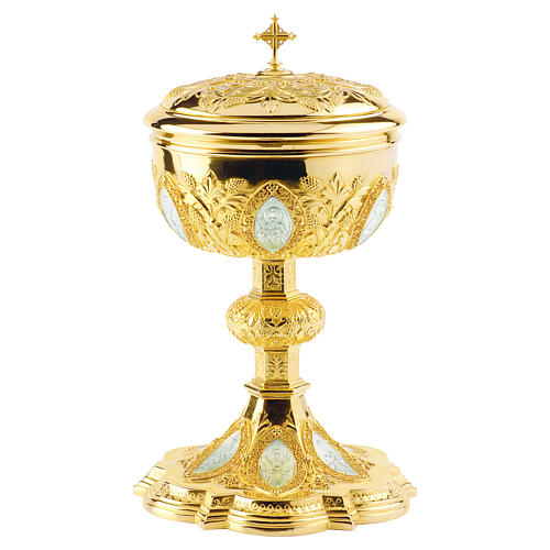 Ciborium in brass, neo-Gothic style by Molina 1