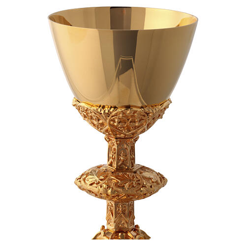 Calice Pisside Patena Molina base medaglioni stile gotico ottone dorato 6