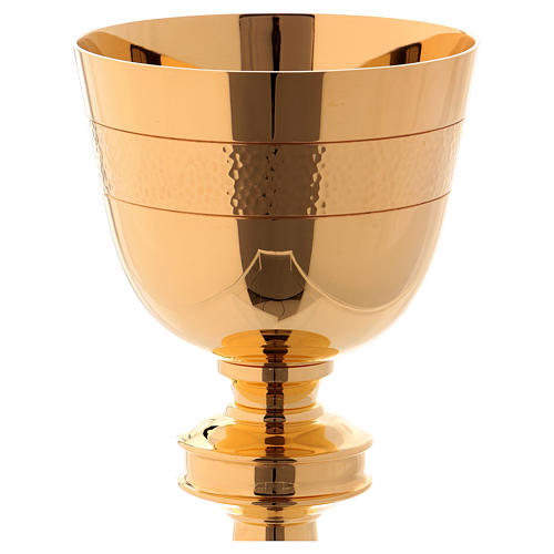 Chalice, paten and ciborium Molina in classic style hammered by hand in golden brass 4