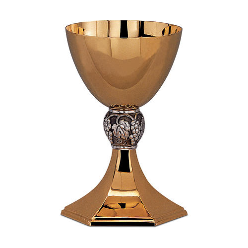 Chalice and paten Molina in silver brass with grapes and vines classic style 1