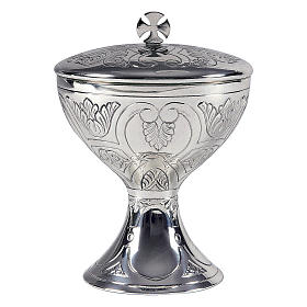 Molina ciborium with leaves design in silver brass carved by hand