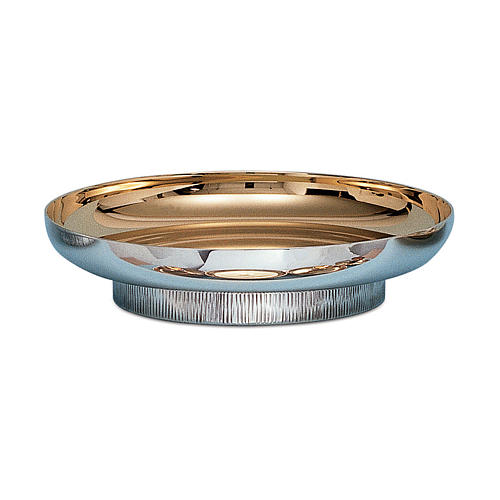 Concave paten Molina in silver brass with shiny finish 1