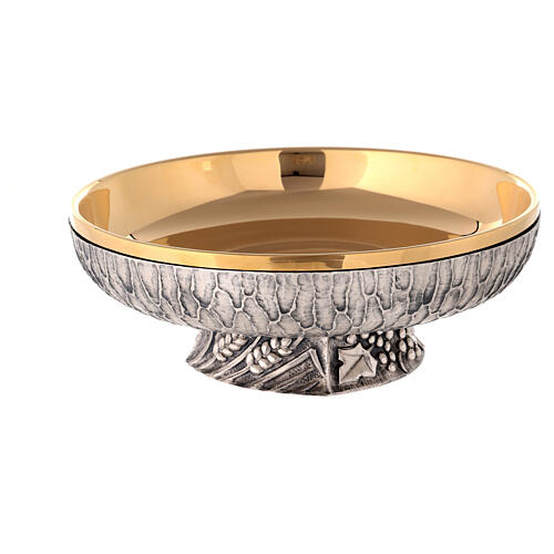 Offertory paten Molina in relief with grapes and vine leaves in silver brass 3