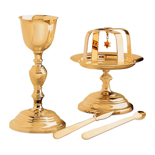 Byzantine Chalice and paten in gold-plated brass, Molina 1