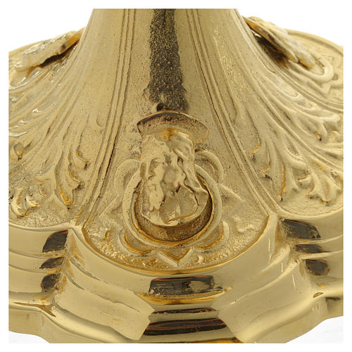 Ciborium with faces of Joseph, Mary and Jesus and leaves design in golden brass 4