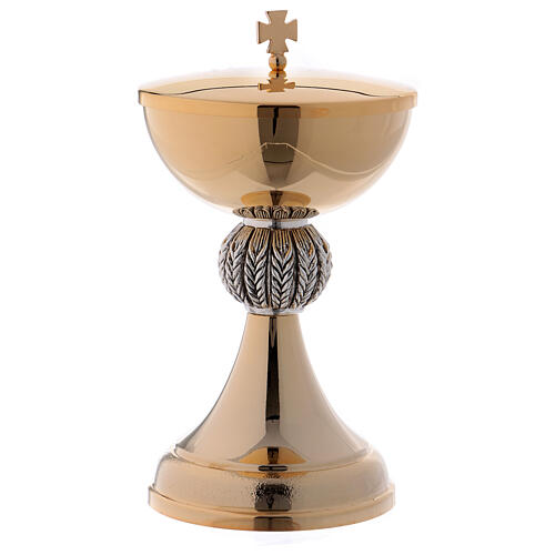 Chalice and ciborium in golden brass with wheat decoration 4