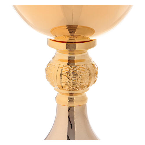 Chalice and ciborium in polished golden brass with leaves on junction 3