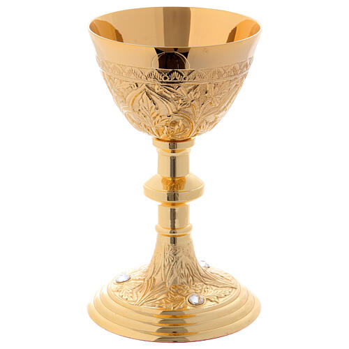 Decorated chalice and paten in golden brass 5