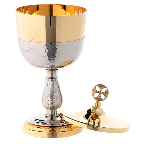Chalice and ciborium in brass, hammered and bicolour 4