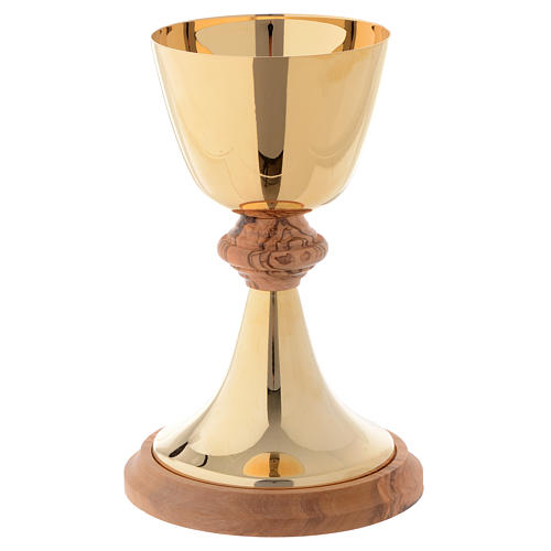 Chalice in Assisi seasoned olive wood and golden brass 2