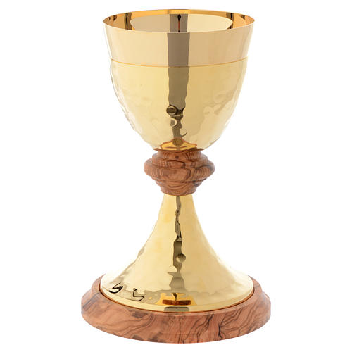 Chalice in gold plated brass and Assisi olive wood 1