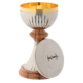 Ciborium in silver plated brass and Assisi olive wood