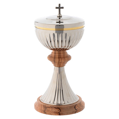 Ciborium in silver plated brass and Assisi olive wood 1