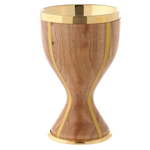 Cálice madeira de oliveira com copa em metal dourado 1