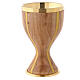 Cálice madeira de oliveira com copa em metal dourado s1