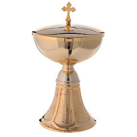 Ciborium in golden brass with large decorated base h. 20.5 cm