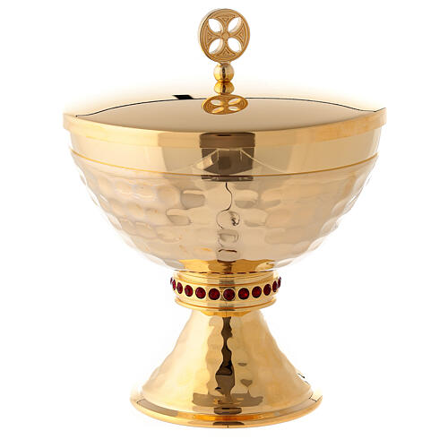 Short pyx made of brass with 24-carat gold plating and red stones 1