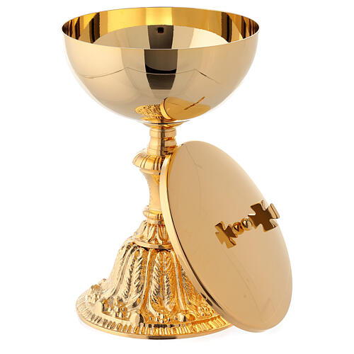 Chalice and pyx with gold-plated brass cast base 5