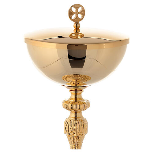 Golden chalice and ciborium of height 24 and 20 cm 5