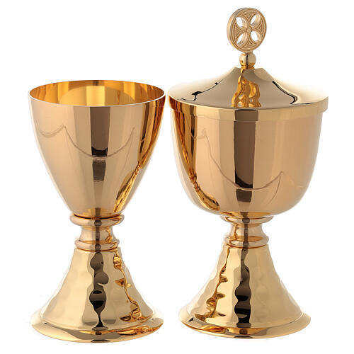 Chalice and pyx made of golden brass 1